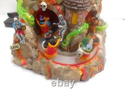 Lemax Spooky Town Tunnel of Terror Animated Lighted Sound Retired 2018- #84771