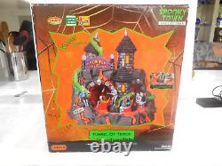 Lemax Spooky Town Tunnel of Terror Animated Lighted Sound Retired 2018- #84771