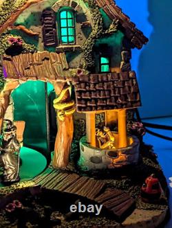 Lemax Wicked Garden Coven Witches Castle Animated Sound LED's Halloween Village