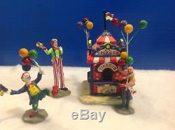 Lemax christmas village Carnival Collection, Entrance And Ticket Booth W Figures