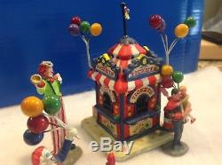 Lemax christmas village Carnival Collection, Entrance And Ticket Booth W Figures