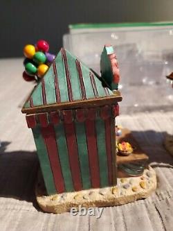 Lemax village collection carnival kiosks 2004 #43440 retired 2012 read descripti