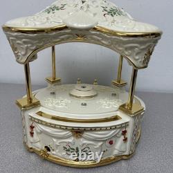 Lenox Holiday Centerpiece Teacup Ride 2003 Cups Rotate And Spin, Plays Music
