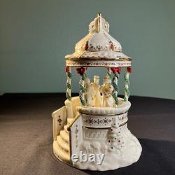 Lenox Mistletoe Park Series Musical Gazebo Bandstand PERFECT CONDITION