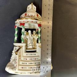 Lenox Mistletoe Park Series Musical Gazebo Bandstand PERFECT CONDITION