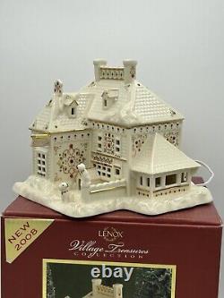 Lenox Mistletoe Park Village - Pet Shoppe 2008