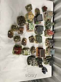 Liberty Falls / Americana Collection 28 Piece Lot! In great condition