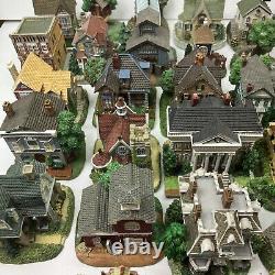 Liberty Falls Collection Large Lot of Houses Buildings Christmas Display