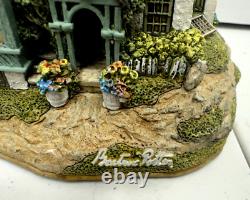 Lilliput Lane The World of Beatrix Potter Tower Bank Arms