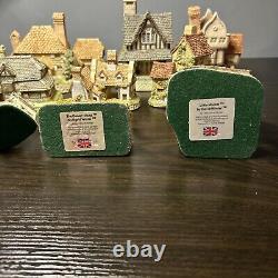 Lot Of 13 David Winter Collectible Cottages