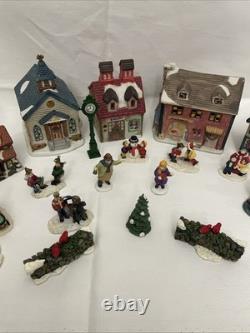 Lot Of 19 Dickens Collectables Sugar Creek County Christmas Village