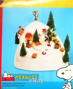 MINT RARE RETIRED, Dept 56, Peanuts Sledding Hill #59108, Animated Lighted