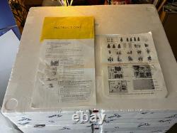 Member's Mark Victorian Village- 2005