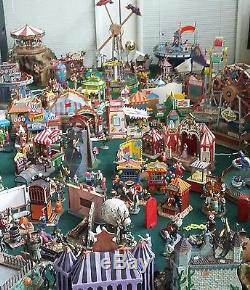 Miniature Amusement Park 1000 pieces lights and sounds. Collection