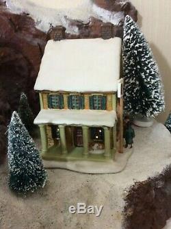 Mountain Winter Village Currier + Ives, Dept 56, Thomas Kinkade, WithMountain+Base