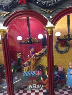 Mr. Christmas Gold Label Animated Village Kris Kringle's Department Store