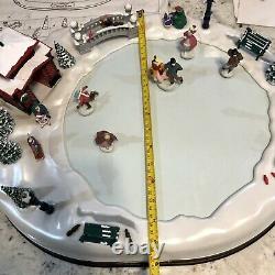 Mr Christmas Holiday Skaters Victorian Ice Rink Complete Works 25 Xmas Carols