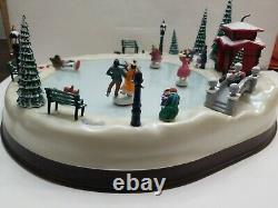 Mr Christmas Holiday Skaters Village Ice Rink Special Edition Target Vintage HTF