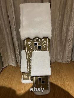New- Cupcakes and Cashmere Giant Frosted Gingerbread House 37