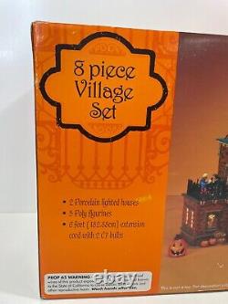 O'Well Halloween 8-Piece Village Set Porcelain Lighted Houses Decoration 100%