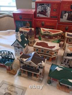 Original 10pc 1993 Target It's A Wonderful Life Holiday Village Set