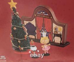 Peanuts Village 4-Piece Nutcracker Figurine Set by Enesco D56 NEW IN BOX