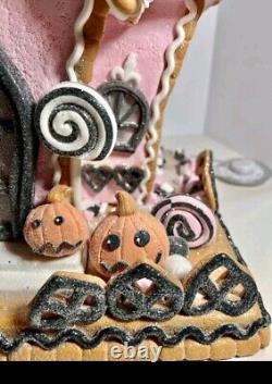 Pink HALLOWEEN LED Gingerbread House Large New 15 Raz Imports Pastel