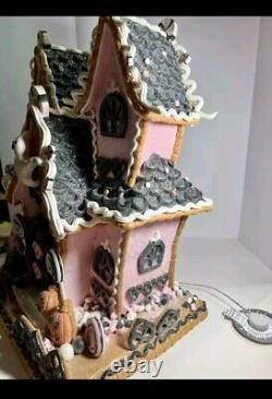 Pink HALLOWEEN LED Gingerbread House Large New 15 Raz Imports Pastel