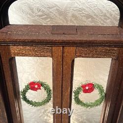RARE 1991 Byers Choice Christmas Carolers Lighted Wood Door Background Wreaths