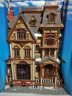 RARE 2004 Lemax Ashton Antiques Essex Street Collectable Lighted Building Facade