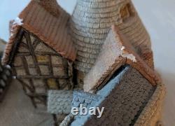 RARE David Winter Coaching Inn 1980 Large 11.5 Cottage Village