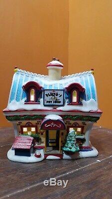 RARE! Dept 56 811265 Pluto Pet Shop Store House Disney Merry Christmas Village