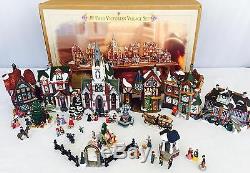 RARE Grandeur Noel Collectors Edition 39 Pc Victorian Village Christmas Set 1999