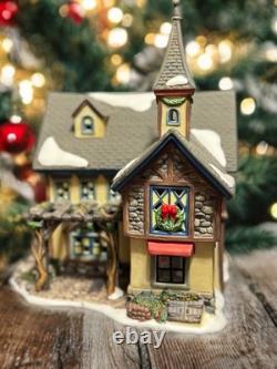 RARE Santa's Workshop Lot of 6 Complete In Box Vintage Light Up Village Set