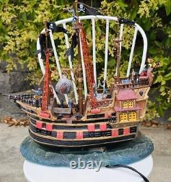 RETIRED 2007 Lemax Spooky Town The Pillager Item 65409 Works Beautifully