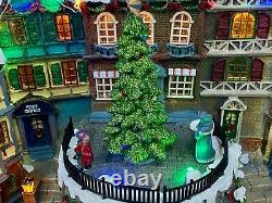 Rare ANIMATED ELECTRIC LIGHTED MUSICAL CHRISTMAS TOWN Gerson 2420070 NEW MINT