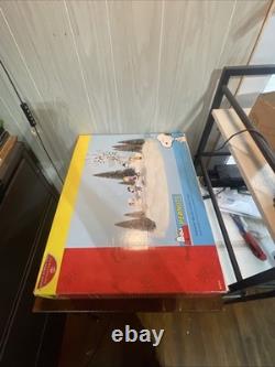 Rare! Department 56, Peanuts on Ice Skating Rink 5659093, Works
