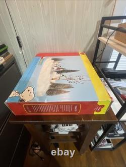 Rare! Department 56, Peanuts on Ice Skating Rink 5659093, Works