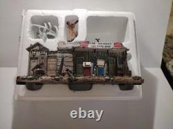 Rare Hawthorne Village Texas Chainsaw Gas & Grocery Lighted Building