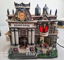 Retired 2005 Lemax Spooky Town Collection The Blood Bank 55239 Halloween new