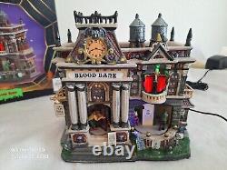 Retired 2005 Lemax Spooky Town Collection The Blood Bank 55239 Halloween new