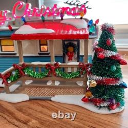 Retired Dept 56 Camper Lot 56 Christmas Court Snow Village 2003 IOB Exc cond