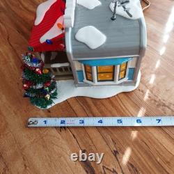 Retired Dept 56 Camper Lot 56 Christmas Court Snow Village 2003 IOB Exc cond