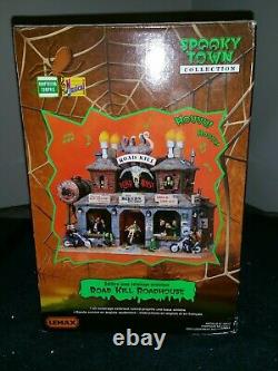 Road Kill Roadhouse 2010 Spooky Town BRAND NEW! Retired