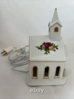 Royal Albert Old country roses Lighted Church