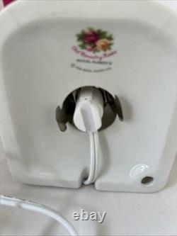 Royal Albert Old country roses Lighted Church