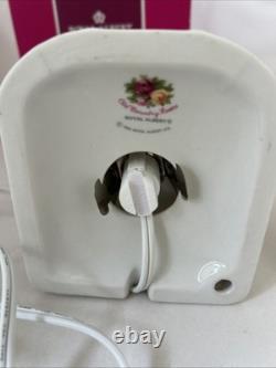 Royal Albert Old country roses Lighted Church