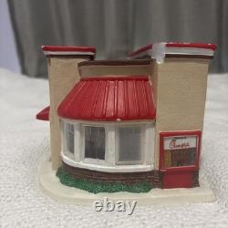 Santa's Best Chick-fil-A Illuminated Porcelain Building Eat Mor Chikin RARE