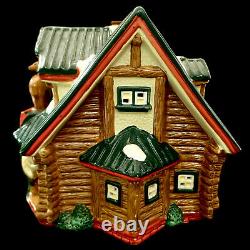 Santa's Best Christmas Village Houses / Lodge & Cabin / Christmas In The Rockies