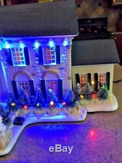 Santa's Best Graceland Light Up Mansion Elivs Presley Christmas With Remote